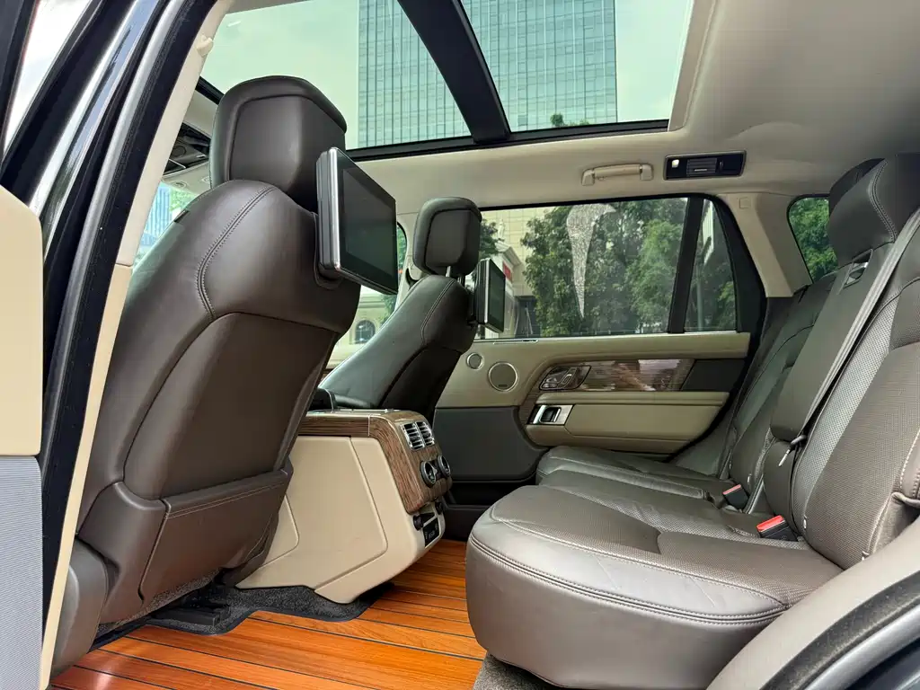 Land Rover Range Rover — миниатюра 11