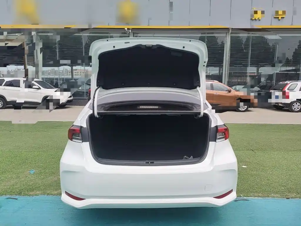 Toyota Corolla — миниатюра 19