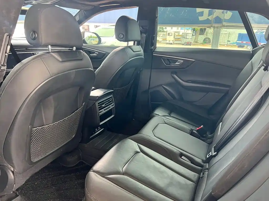 Audi Q8 — миниатюра 4