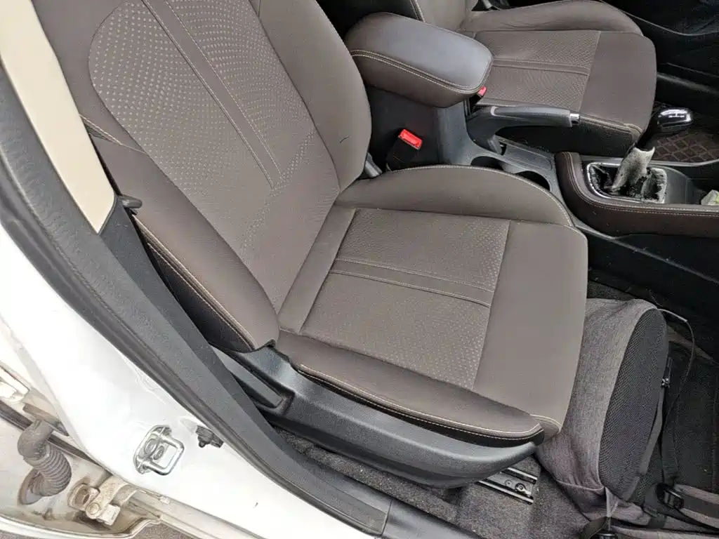 Changan Eado DT — миниатюра 25