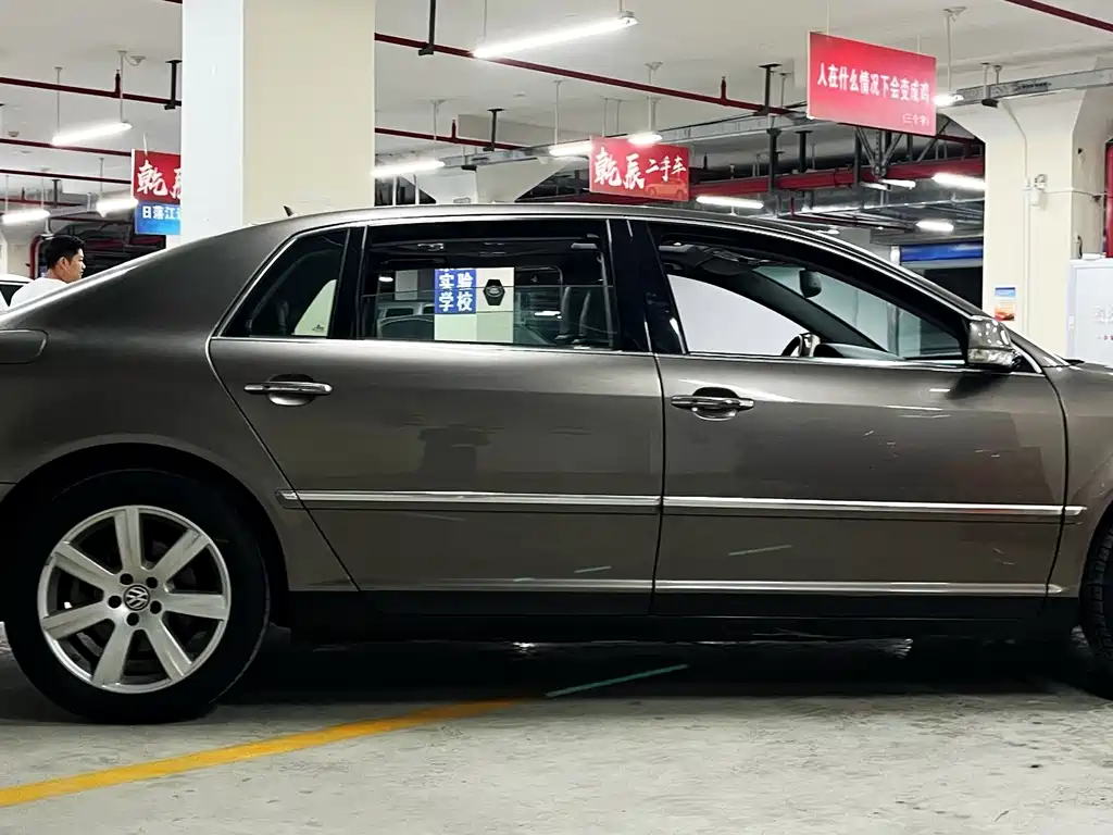 Volkswagen Phaeton — миниатюра 7