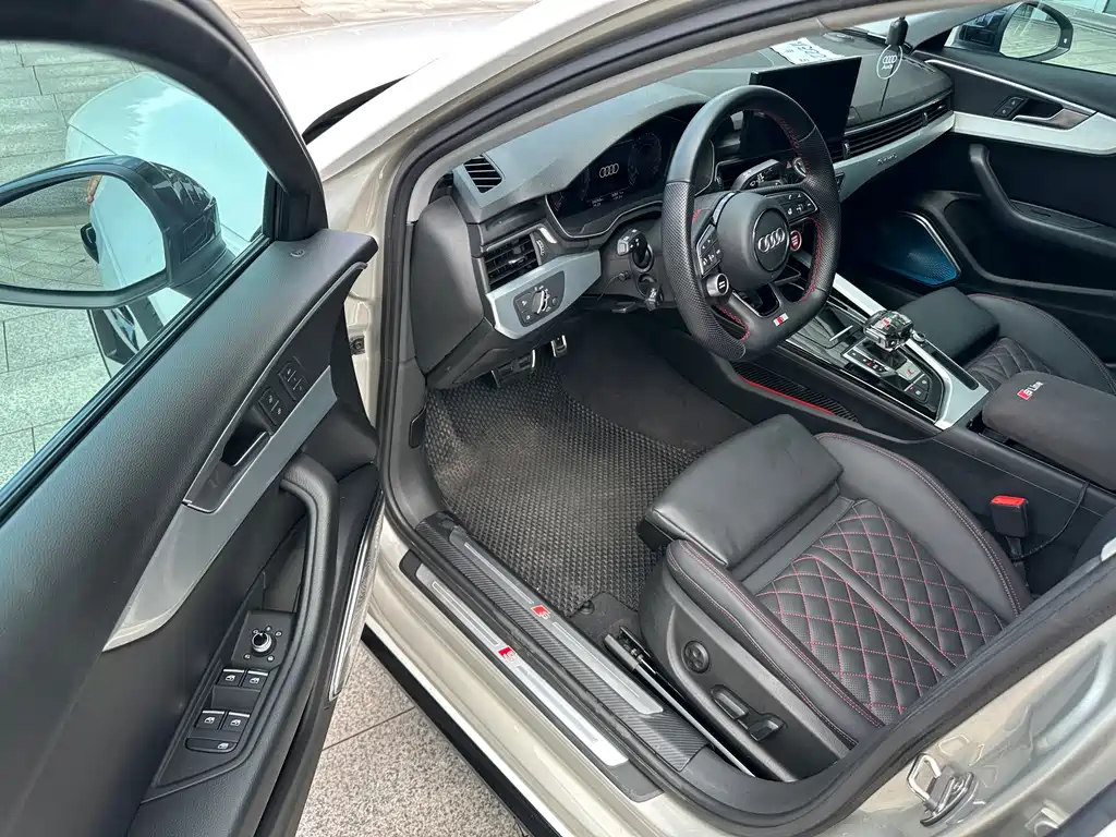 Audi A4L — миниатюра 7
