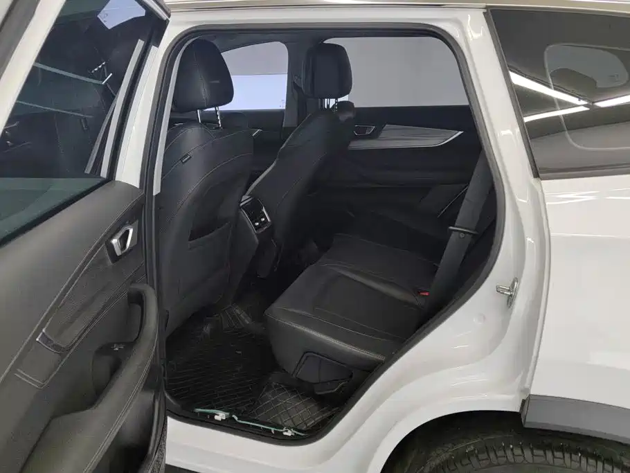 Chery Tiggo 8 2023 — фото 11