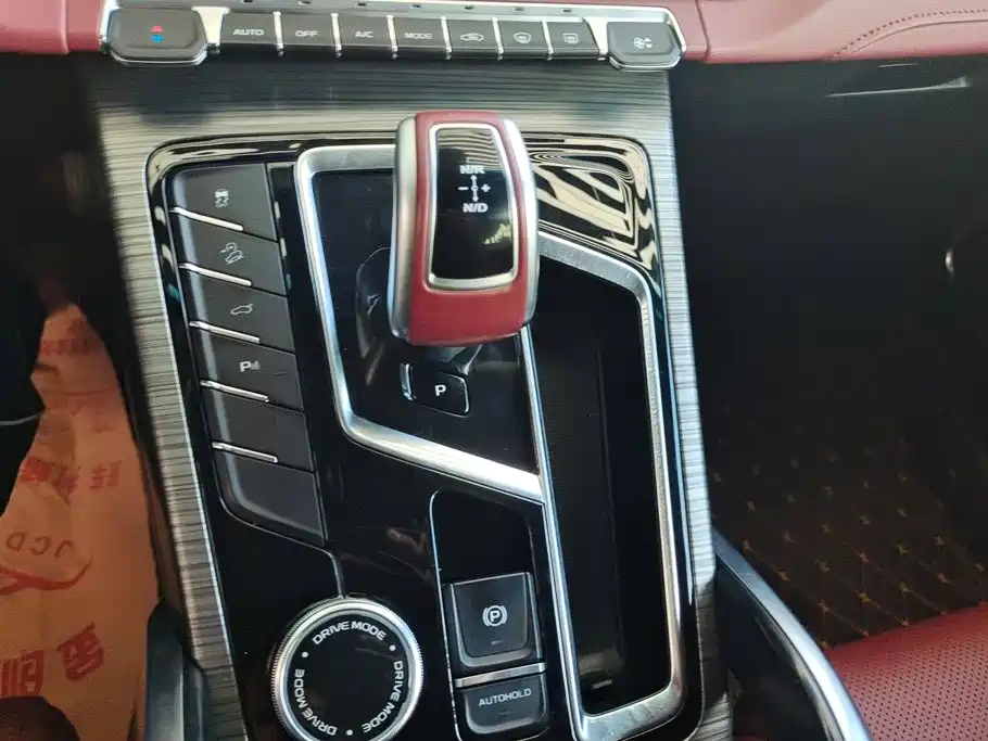 Geely Boyue — миниатюра 16