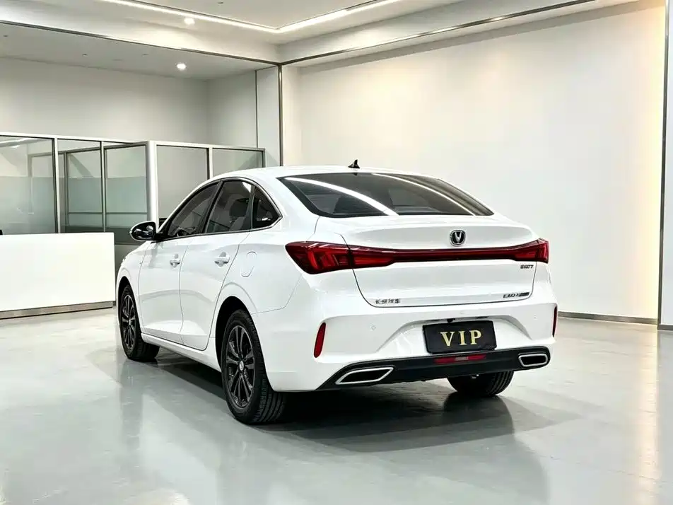 Changan Eado — миниатюра 7