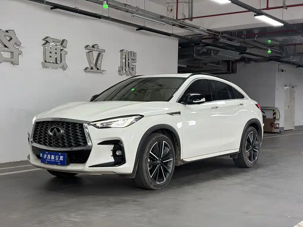 Infiniti QX55