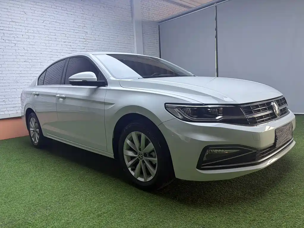 Volkswagen Bora — миниатюра 3