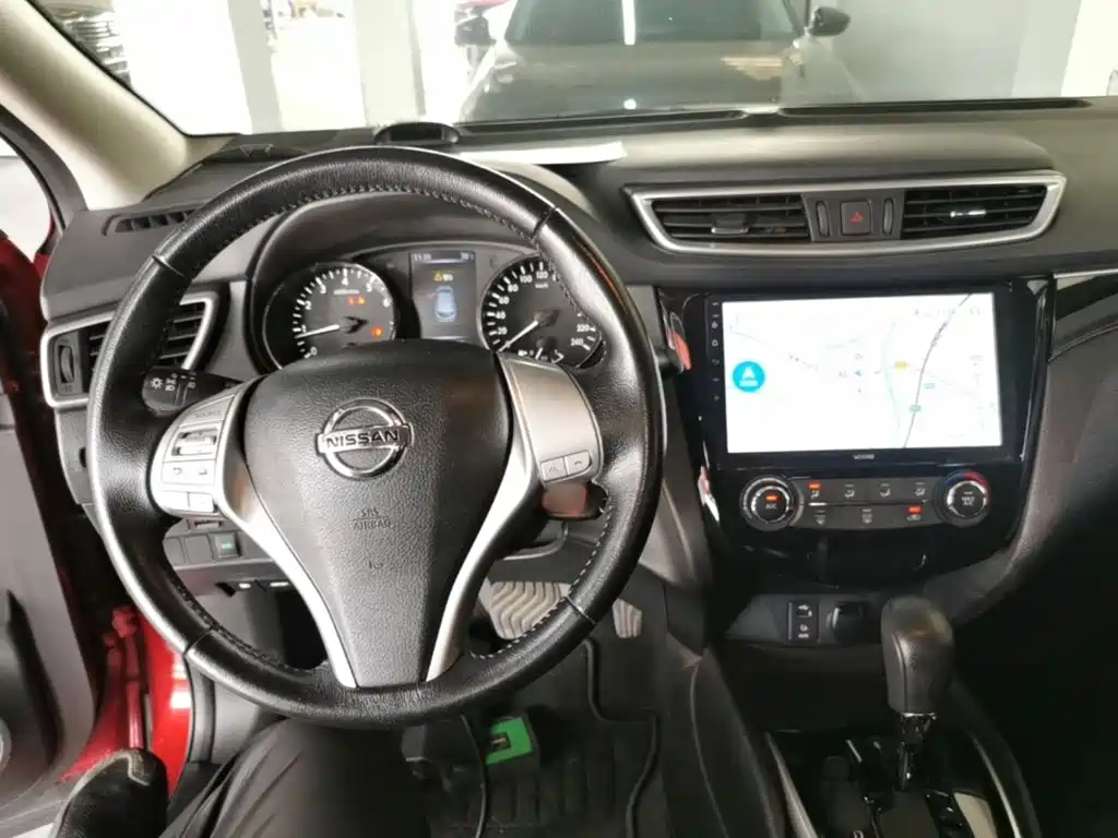 Nissan Qashqai — миниатюра 10