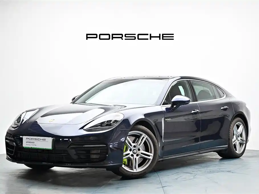 Porsche Panamera Hybrid 2024