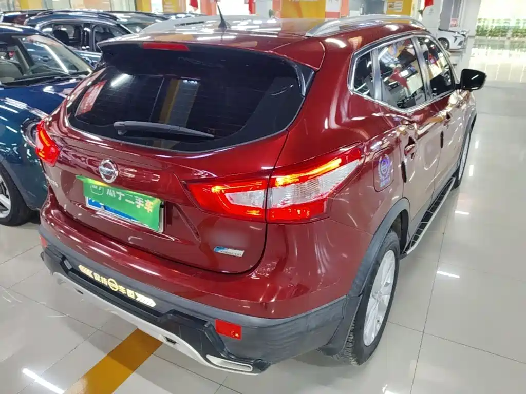 Nissan Qashqai — миниатюра 7