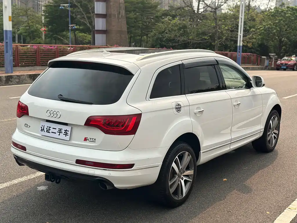 Audi Q7 2012 3.0 TDI Lead