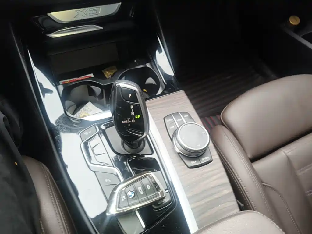 BMW X3 — миниатюра 14