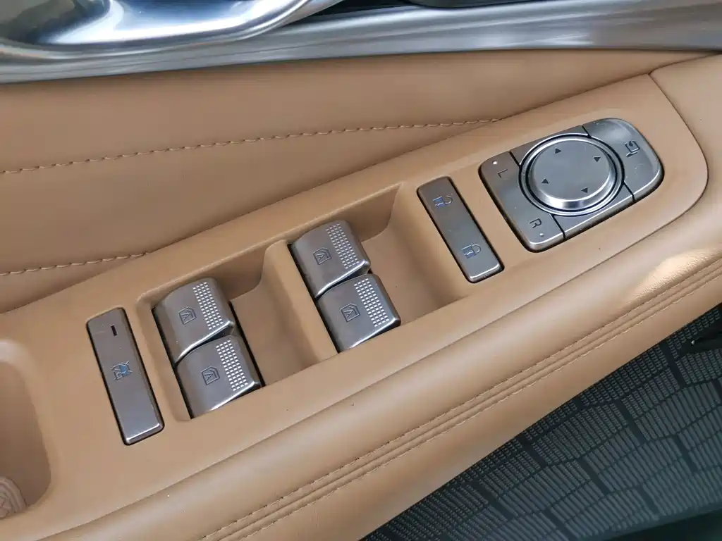 GAC Motor Trumpchi GS8 — миниатюра 11