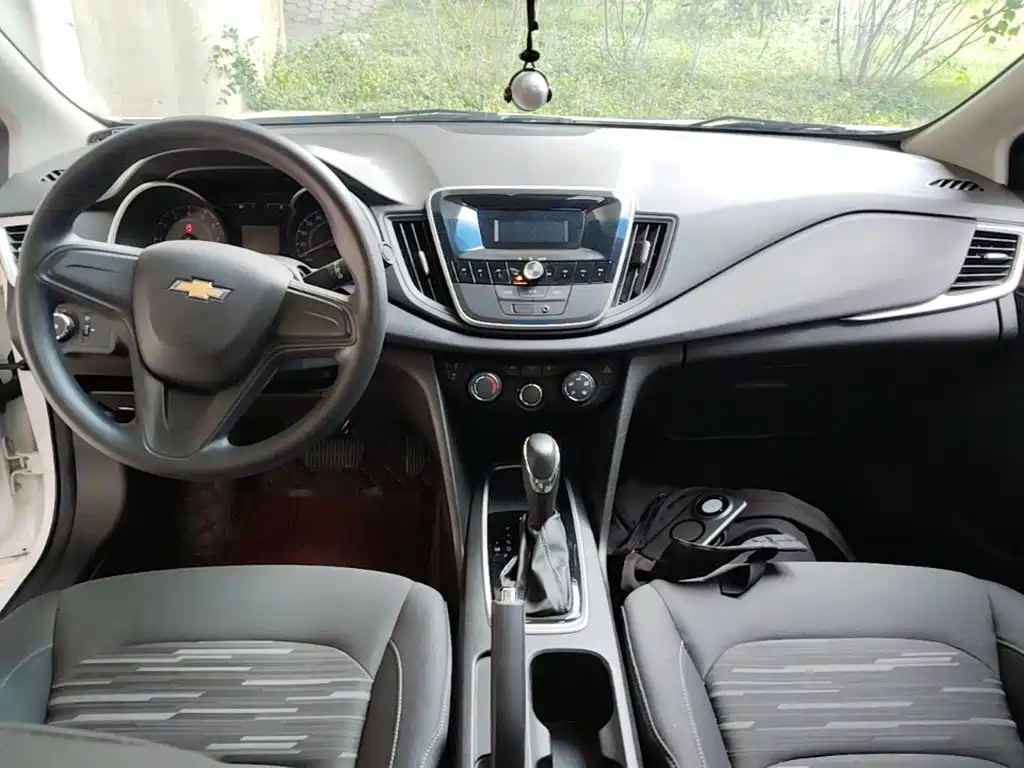 Chevrolet Cavalier — миниатюра 10