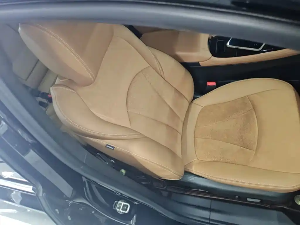 Buick LaCrosse — миниатюра 25