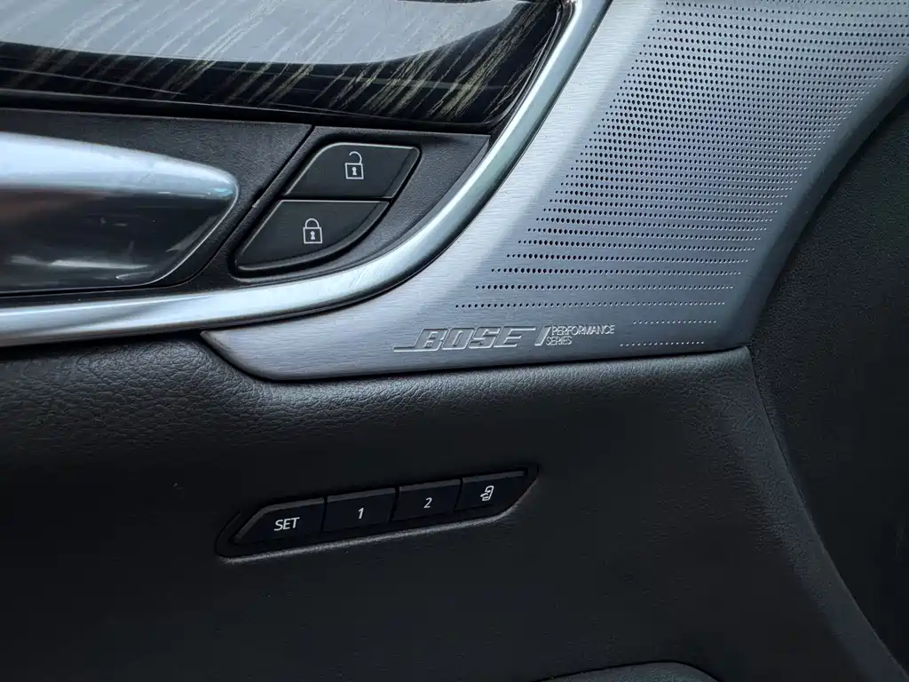 Cadillac XT6 — миниатюра 15
