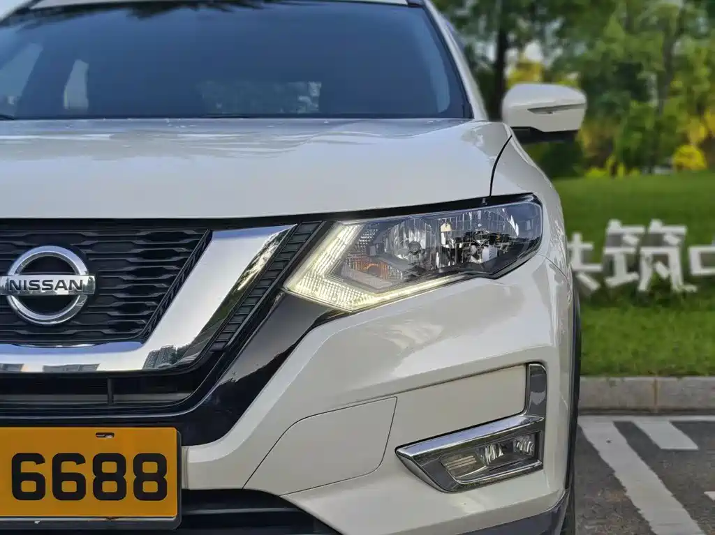 Nissan X-Trail — миниатюра 17