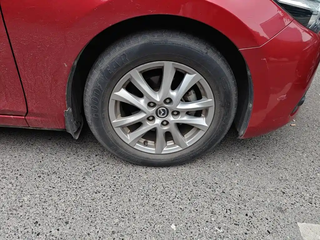 Mazda 3 Axela — миниатюра 8