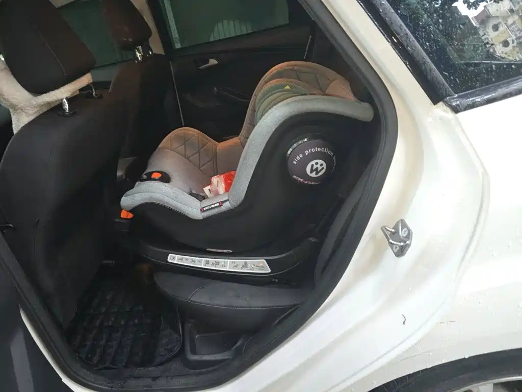 Ford Focus — миниатюра 18