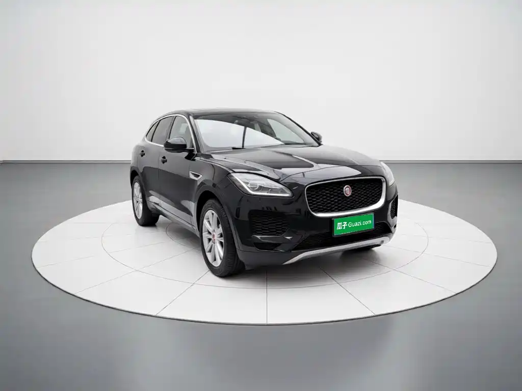Jaguar E-PACE — миниатюра 3