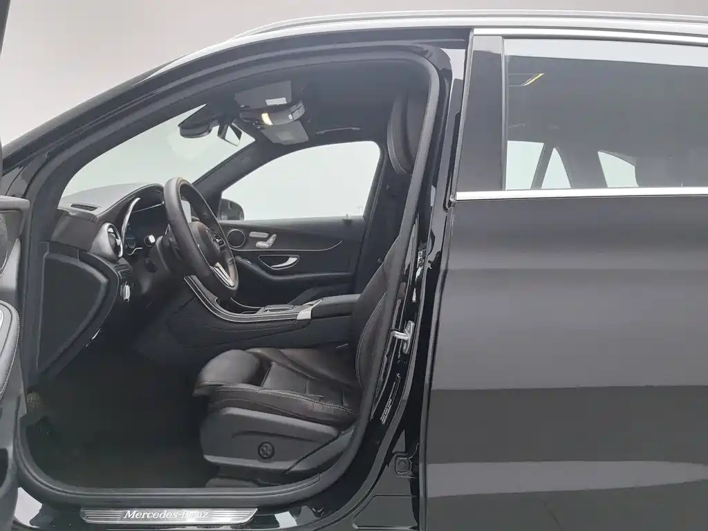 Mercedes-Benz GLC — миниатюра 10
