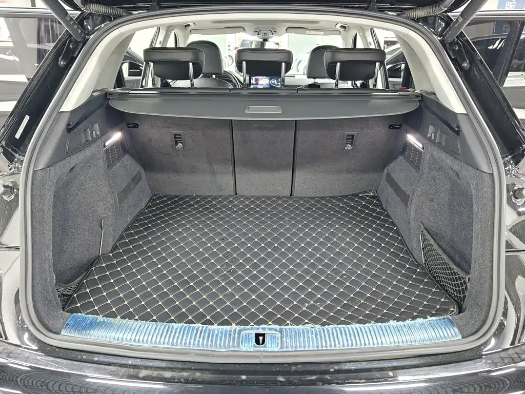 Audi Q5L — миниатюра 8