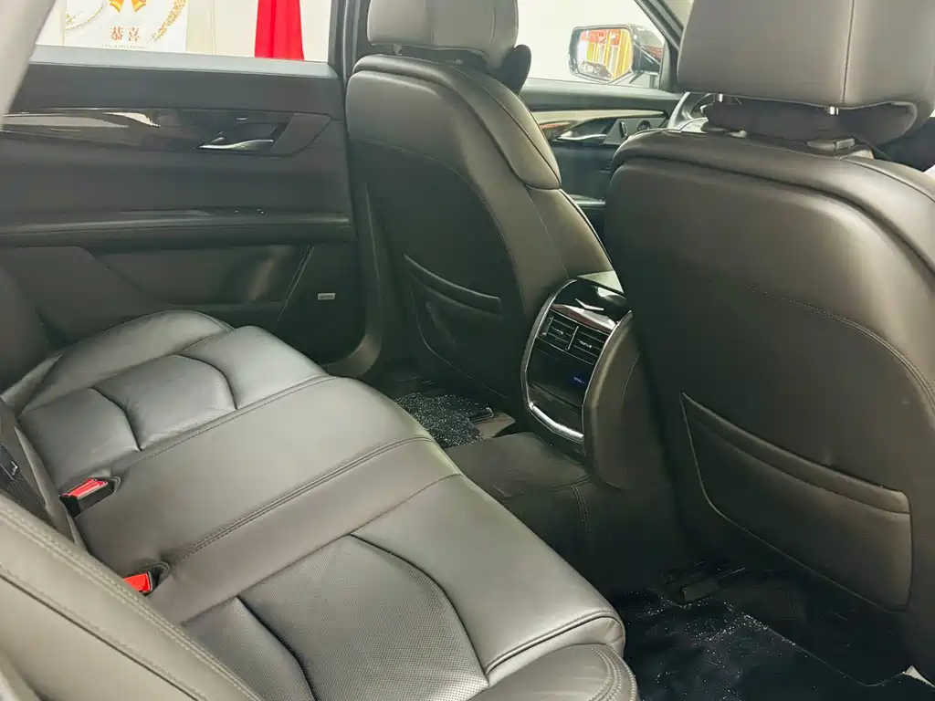 Cadillac CT6 — миниатюра 11