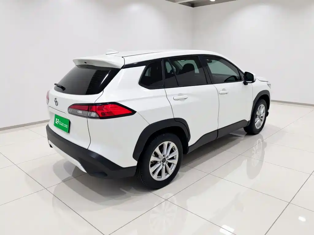 Toyota Corolla Cross — миниатюра 6