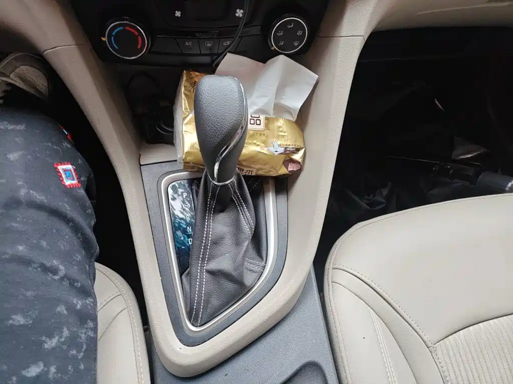Buick Excelle — миниатюра 15
