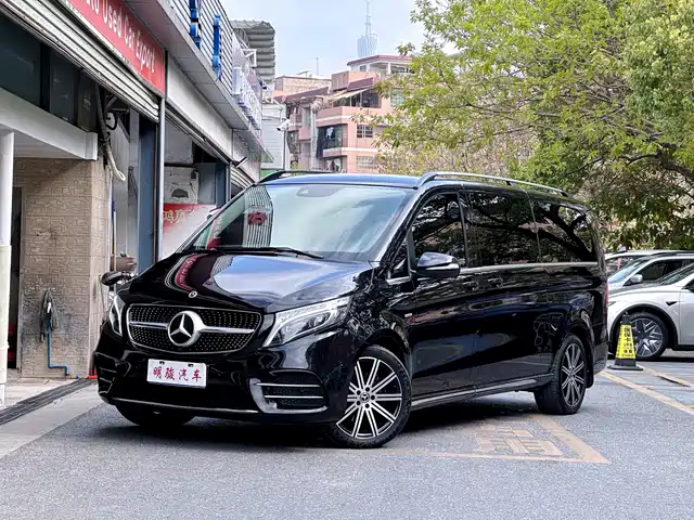 MERCEDES-BENZ V CLASS