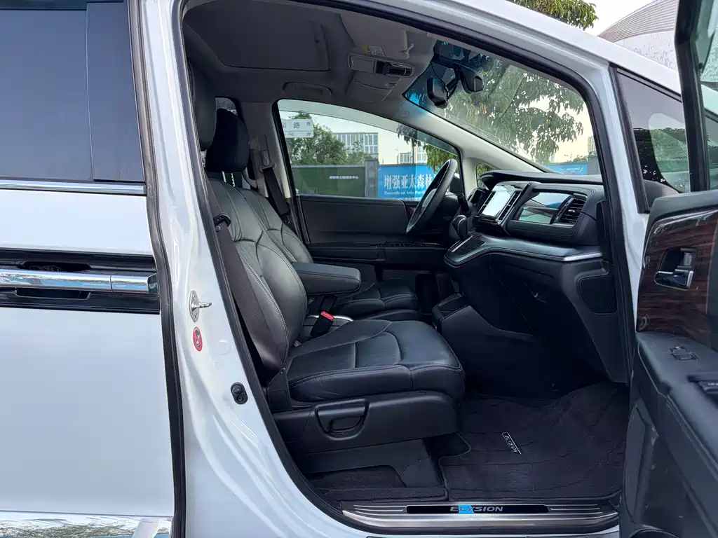 Honda Elysion — миниатюра 15