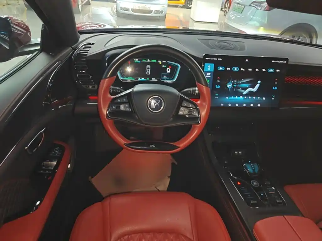 BYD Han — миниатюра 11