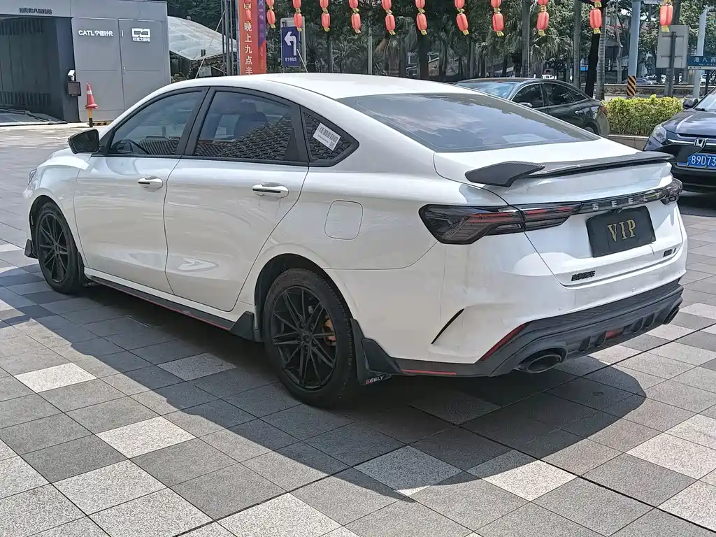 Geely Binrui — миниатюра 15