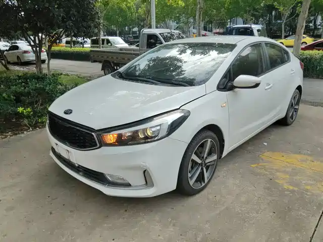 KIA  K3 2018