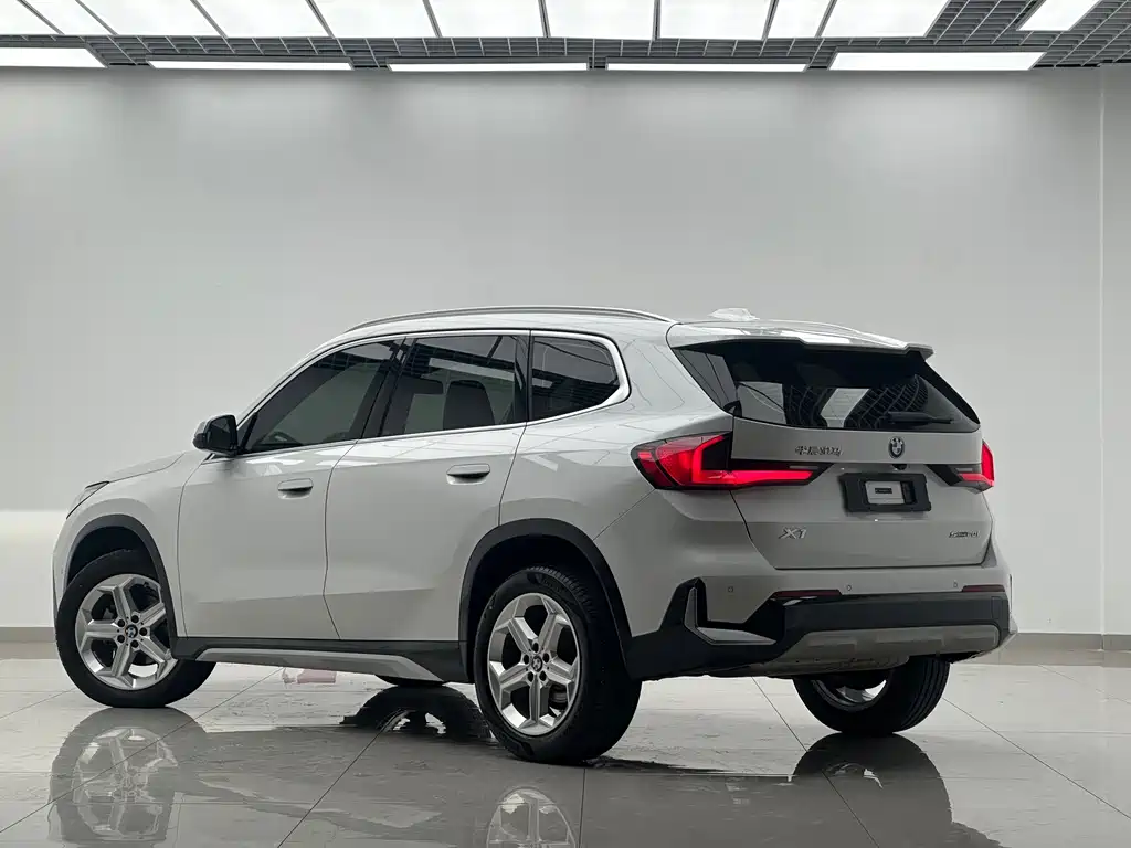 BMW X1 — миниатюра 6
