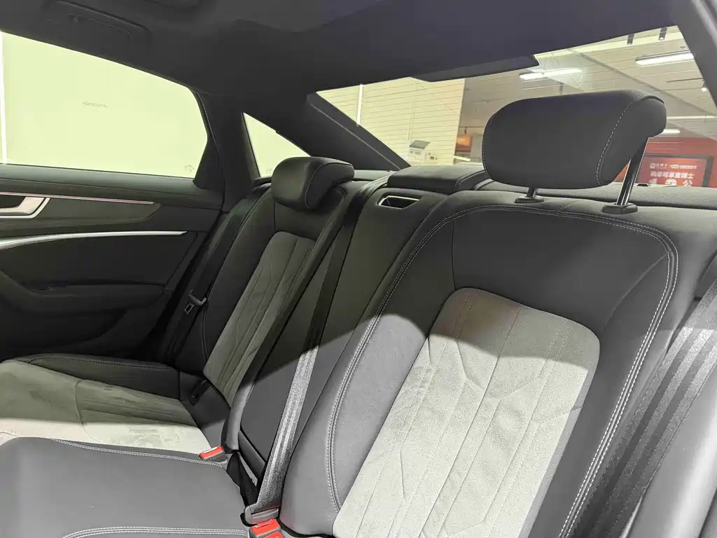 Audi A6L — миниатюра 28