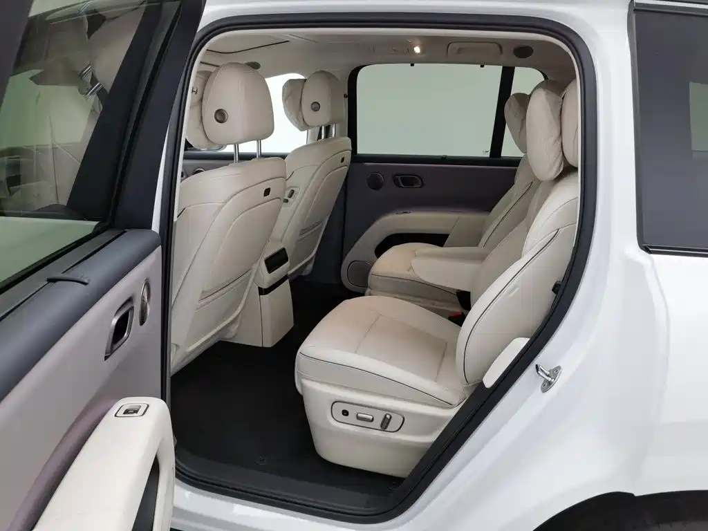 Li Auto Li i8 — миниатюра 15