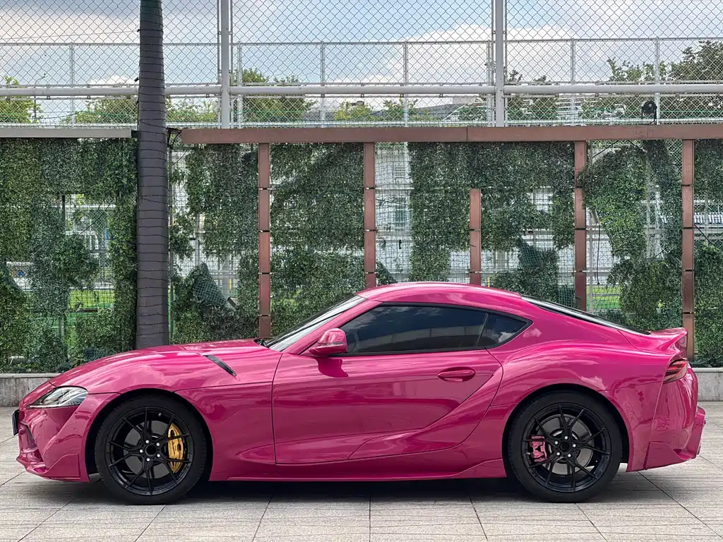 Toyota Supra — миниатюра 7