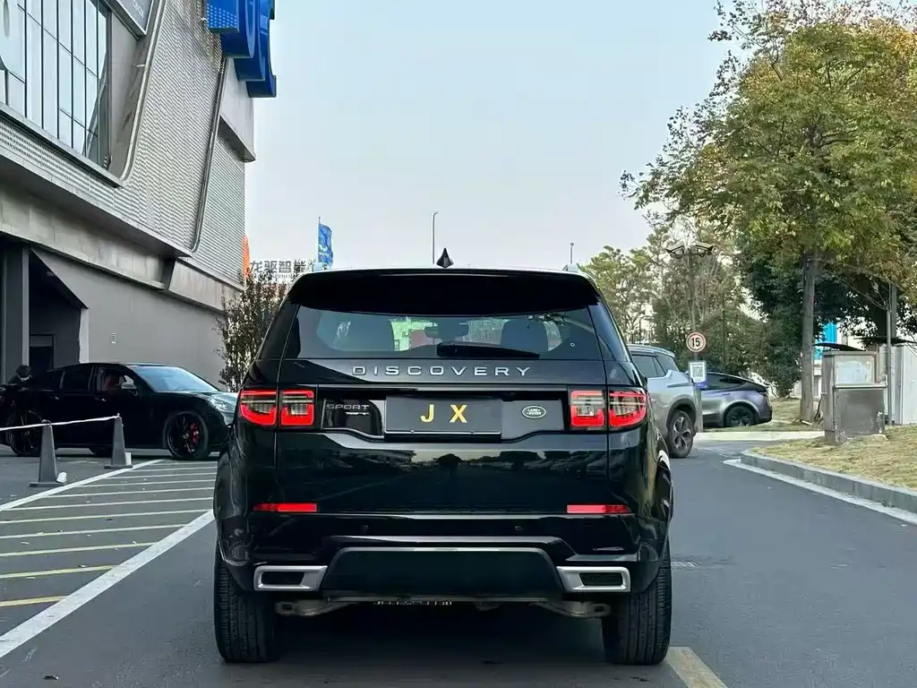 Land Rover Discovery Sport — миниатюра 9