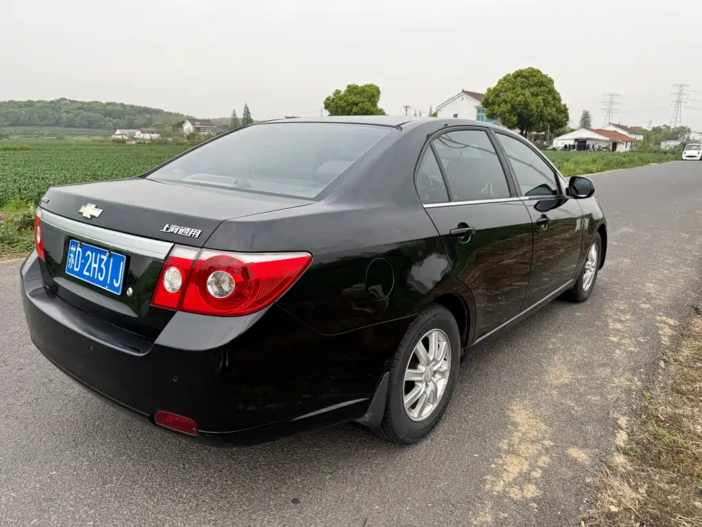 Chevrolet Epica — миниатюра 6
