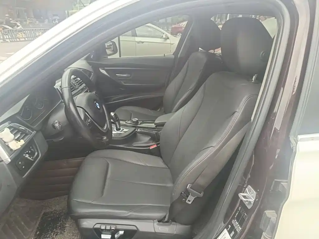 BMW 3 Series — миниатюра 15