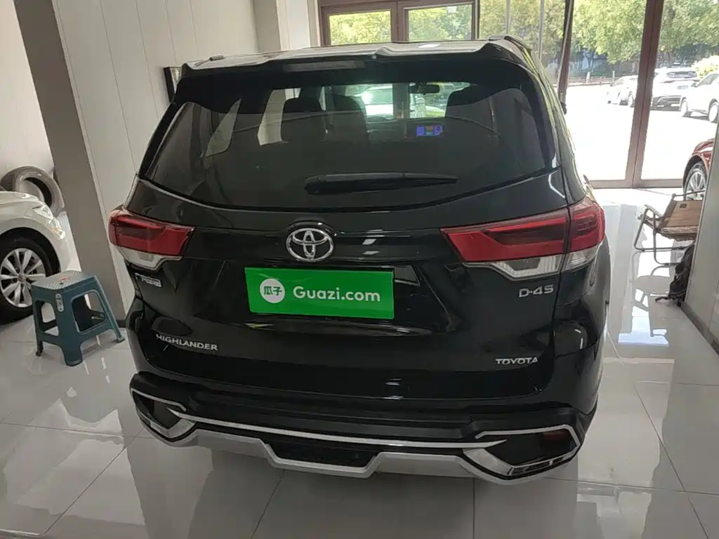 Toyota Highlander — миниатюра 6