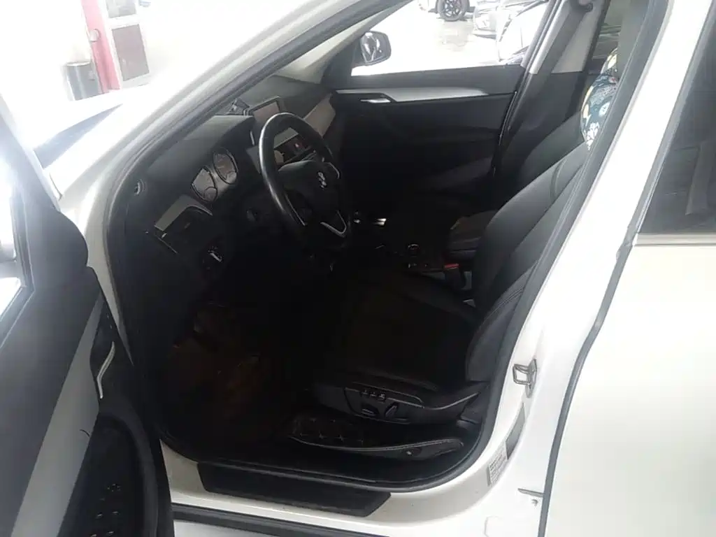 BMW X1 — миниатюра 15