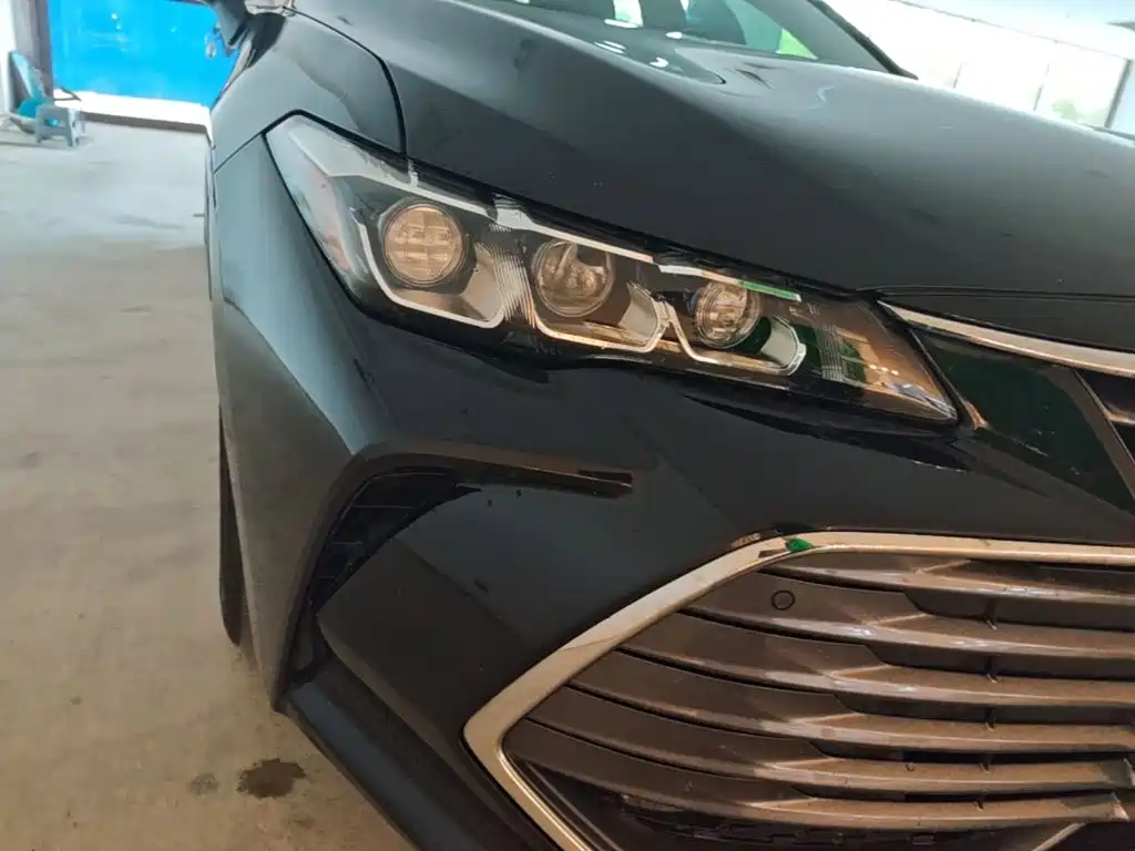 Toyota Avalon — миниатюра 9
