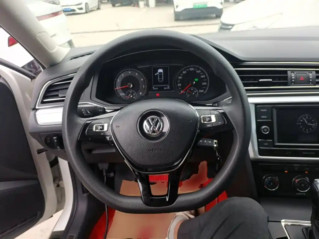 Volkswagen Lamando — миниатюра 11