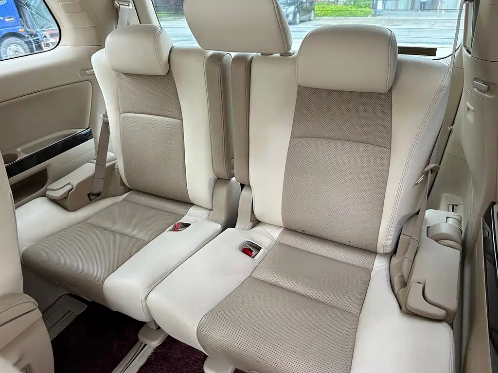 Toyota Alphard 2012 3.5L Luxury