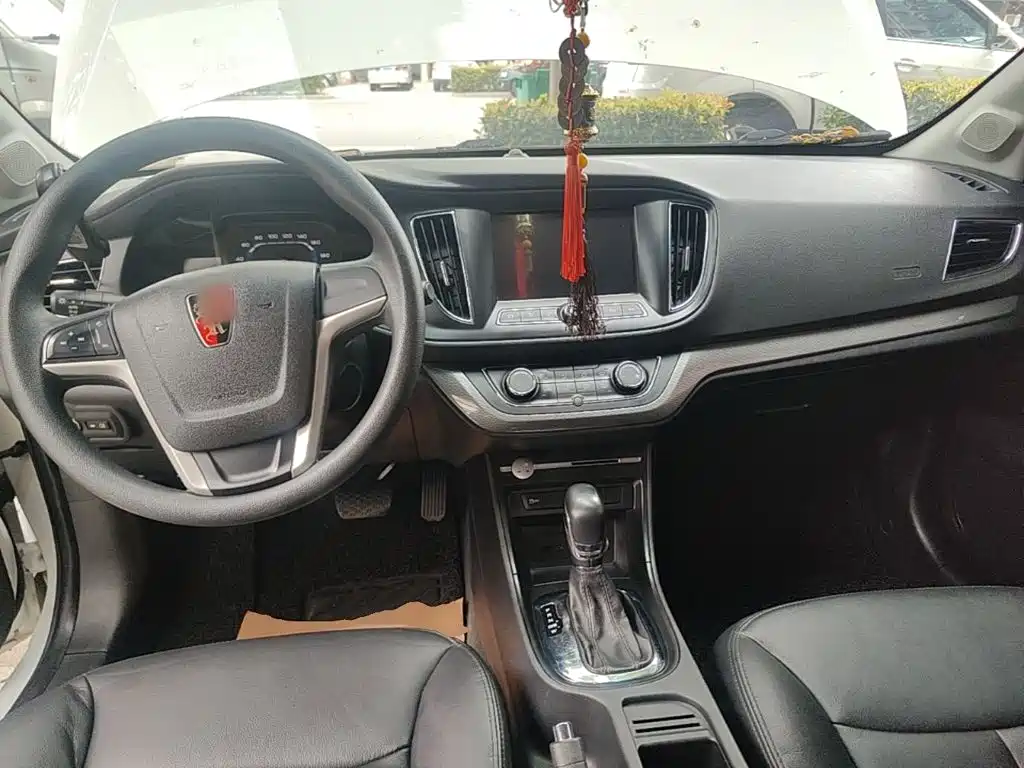 Roewe 360 — миниатюра 10