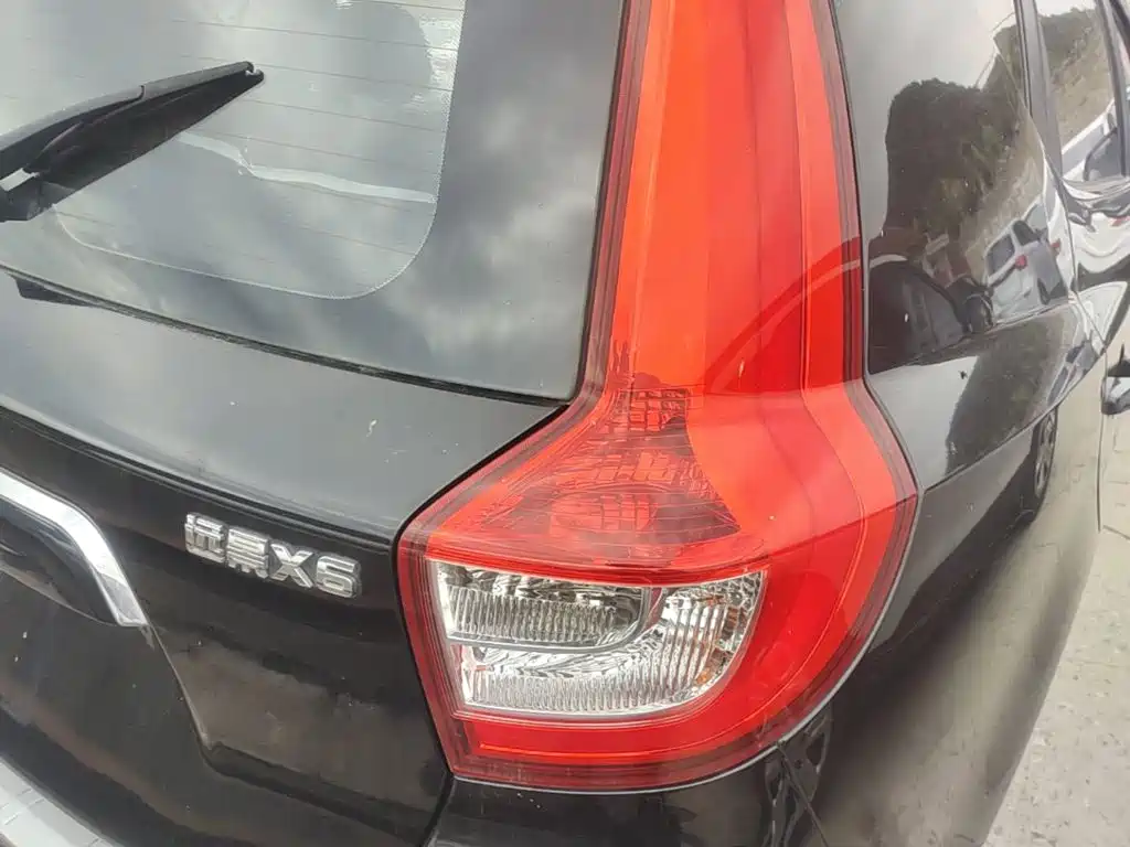 Geely Vision X6 — миниатюра 8