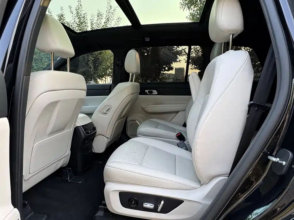 Li Auto Li ONE — миниатюра 17