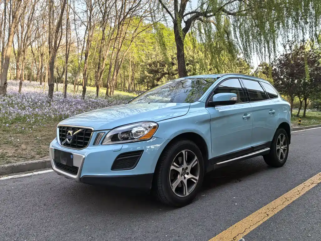 Volvo XC60 (Import) 2011
